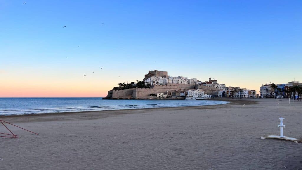 ¿Cuándo es mejor ir a Peñíscola? Guía completa según el clima, las playas, las fiestas y el tipo de viaje