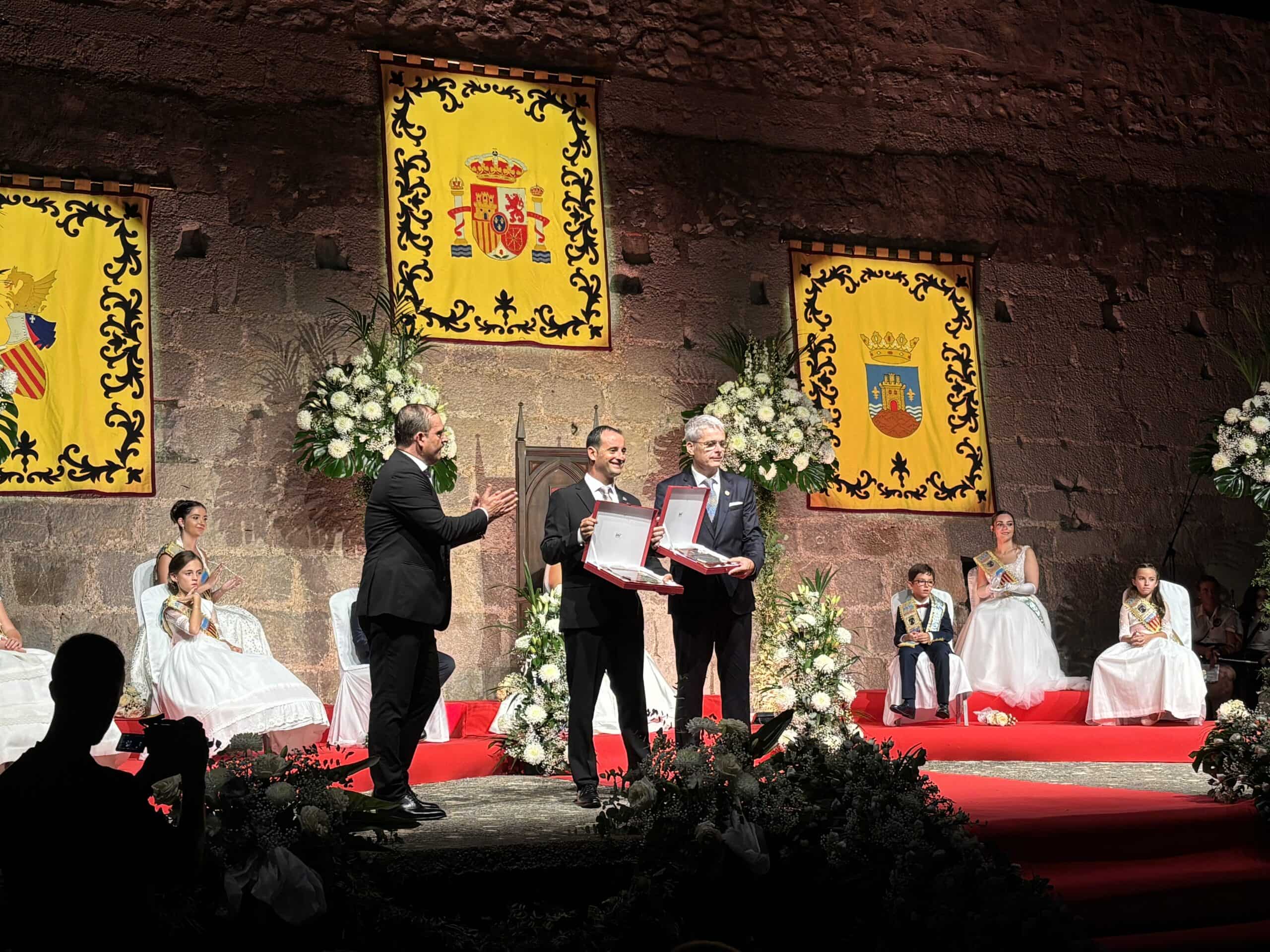 Carla Colom, nueva Reina de las Fiestas de Peñíscola 2026 en una noche de emoción en el Parque de Artillería