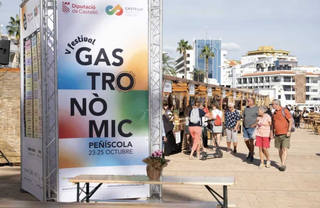 Peñíscola inicia la segunda jornada del V Festival Gastronómico tras un viernes de gran afluencia